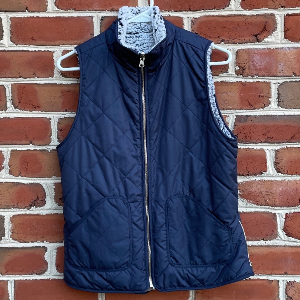 Francesca’s Sherpa Lined Wubby Reversible Navy Blue Vest